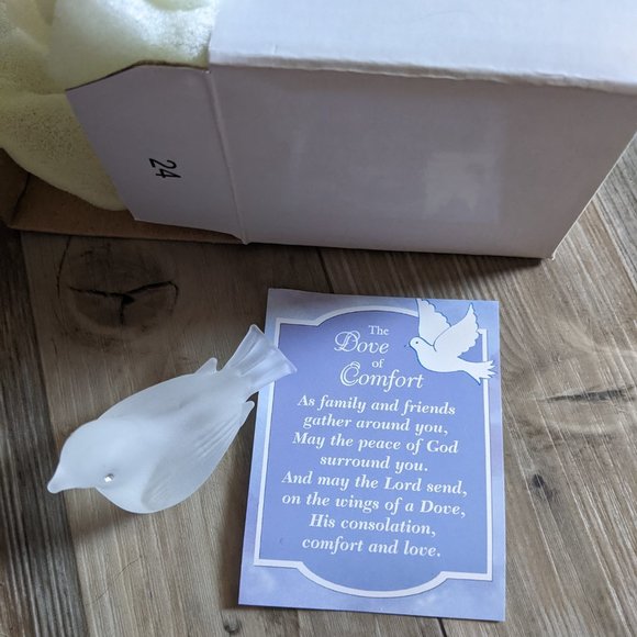 Abbey Press The Dove of Comfort Glass Figurine with Card and Box - Picture 8 of 8